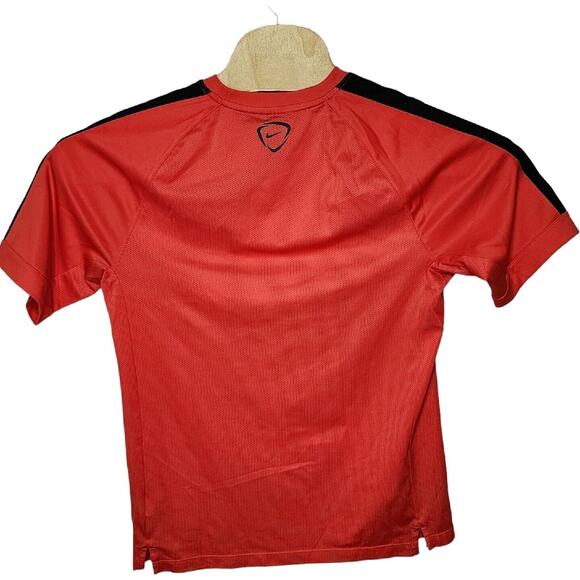 Nike Dri-Fit Manchester United Short Sleeve Embroidered Swoosh Jersey Medium M - Picture 2 of 7